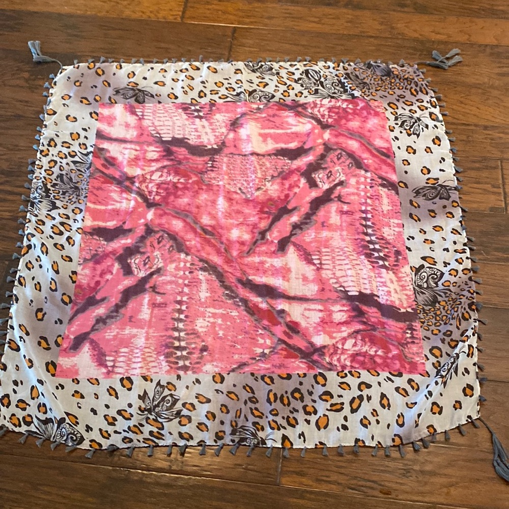 WOMEN'S SCARF 35x35 - Picture 4 of 7